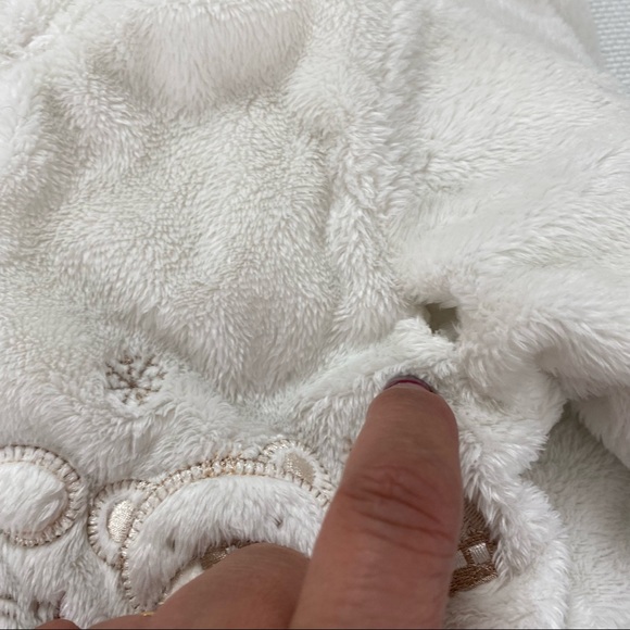 3/$20 NEW BABY Hooded, Long Sleeve Bodysuit Size 3-6 Months - Picture 15 of 15